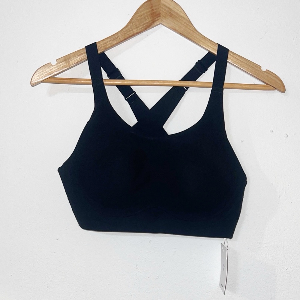 Gymshark Black Cross-Back Sports Bra
